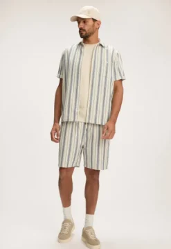 Shorts*Silvercreek Bobby Short