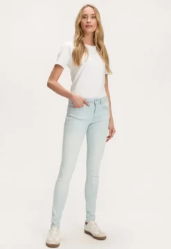 Slim | Jeans*Silvercreek Cassy Skinny Jeans
