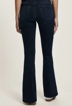 Flared | Jeans*Silvercreek Celsi Flare Jeans