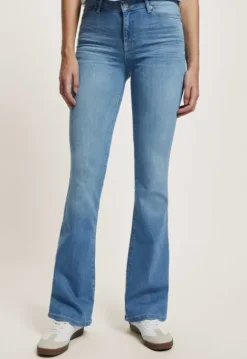 Slim | Jeans*Silvercreek Celsi Flare Jeans