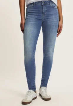 Slim | Jeans*Silvercreek Celsi Super Skinny Jeans