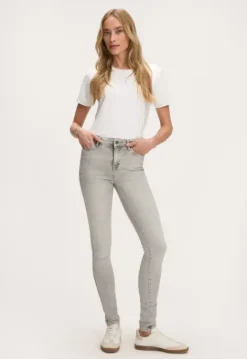 Slim | Jeans*Silvercreek Celsi Super Skinny Jeans