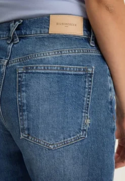 Straight | Jeans*Silvercreek Everly Straight Jeans