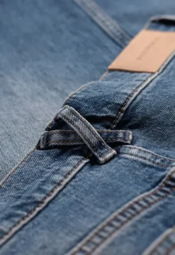 Straight | Jeans*Silvercreek Everly Straight Jeans