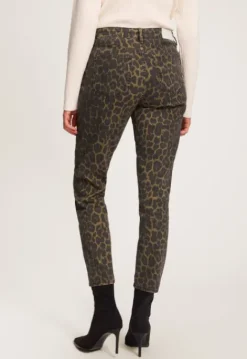 Tapered | Jeans*Silvercreek Faith Leopard Jeans