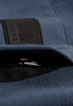 T-shirts*Silvercreek Gate Longsleeve