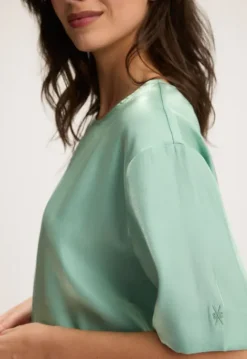 Blouses*Silvercreek Kahliya Blouse