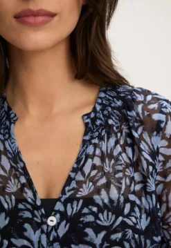 Blouses*Silvercreek Kassidy Longsleeve