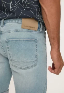 Shorts*Silvercreek Lewis Short