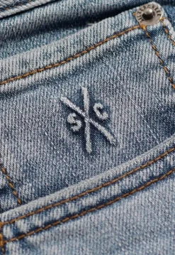 Shorts*Silvercreek Lewis Short