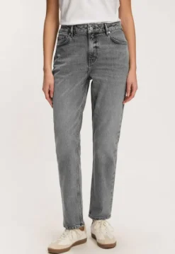 Straight | Jeans*Silvercreek Liv Straight Jeans