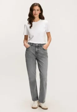 Straight | Jeans*Silvercreek Liv Straight Jeans