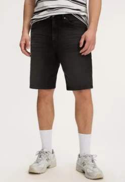 Shorts*Silvercreek Madd Short